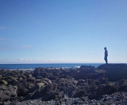 Looking into the ocean